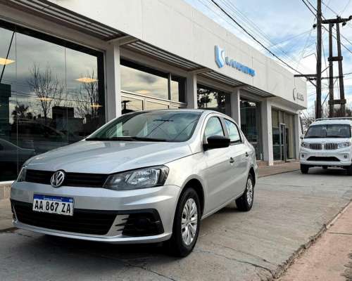 Vw Voyage 1.6 MSI Manual año 2017 Gris Plata. con 48.000km.