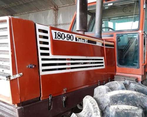 Tractor Fiatagri 180/90, Mod 1994, Cabina