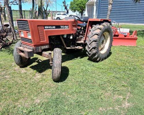Fiat New Holand Tracción Simple con Tres Puntos