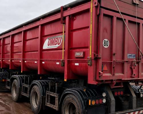 Iveco Hi-road 440 6X2 año 2021 con 213.000 km Batea Ombu