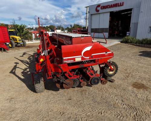 Sembradora Crucianelli Pionera 3520