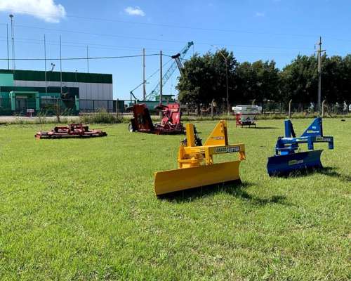 Niveladora 3 Puntos 1,80 - 2,20 y 2,40mt Grass-cutter