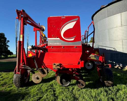 Sembradora Crucianelli Gringa V Neumatica 10 a 70
