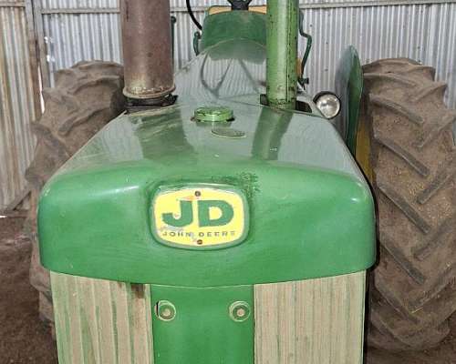 John Deere 730. Original