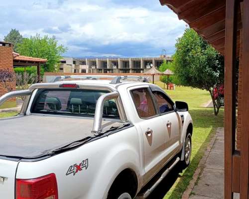 Ford Ranger XLT 2015 - 44 Automática