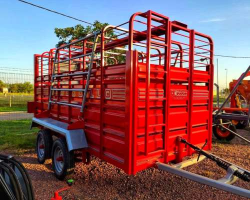 Acoplado Vaquero Balancin Muccillo 4 X 1.80 Mts.