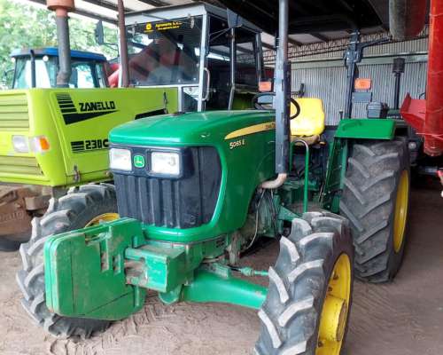 Tractor John Deere 5065 E. 4X4 . 3 Puntos. Excelente.