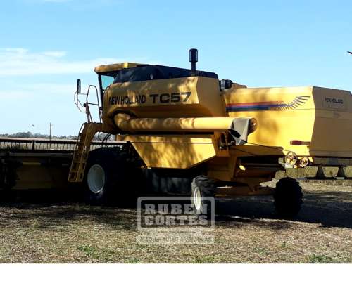 Cosechadora New Holland TC57