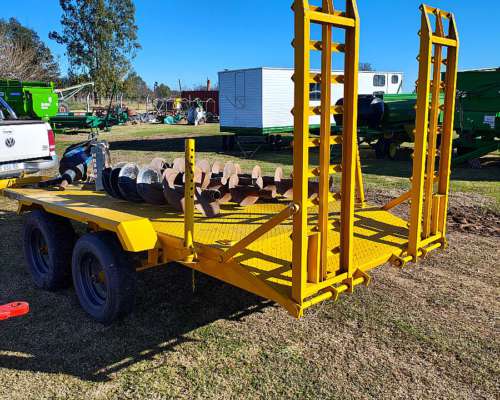 Minipala Liugong 365b con Hoyadora y Carro