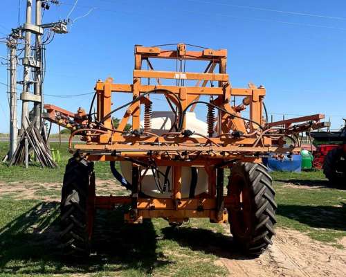 Pulverizadora Sefo 3000 Lts