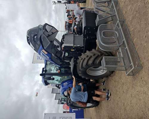 260 HP, Lovol 2604n, 200 Litros de Caudal