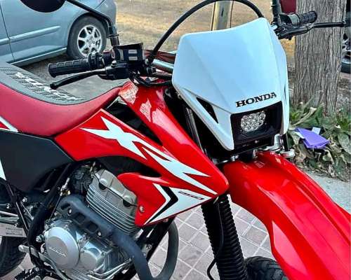 Moto Honda Tornado 250