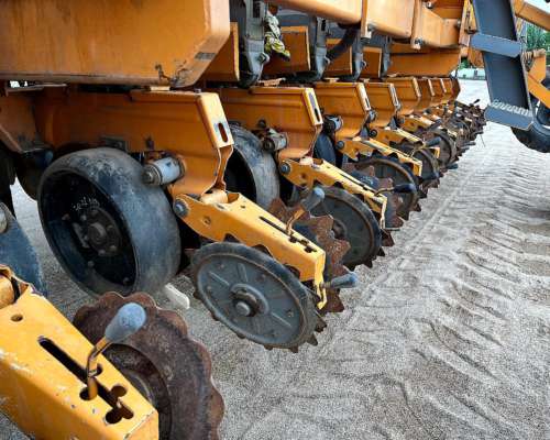 Sembradora Agrometal TX 13 a 52 Neumatica