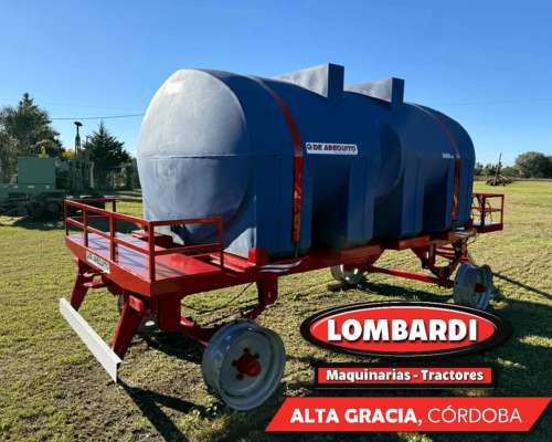 Acoplado con Tanque Plástico Disponible de Arequito