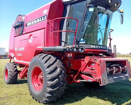 Cosechadora Vassalli AX7500 Lider - año 2014 - Usado.