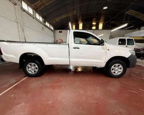 Toyota Hilux 2.5 C/S 4X2 TD DX Pack 120cv 2014 $21.999.000