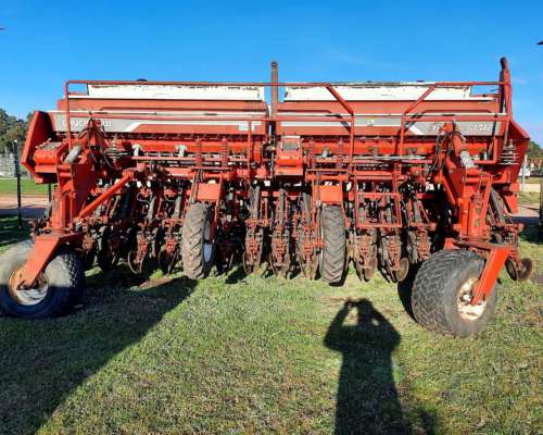 Sembradora de Grano Fino, Pionera 3517 – Crucianelli