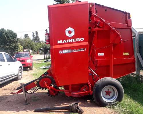 Mainero 5870 con Poco USO con Monitor