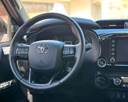 Toyota Hilux 2.8 TDI CD 4X4 SRX AT6 177cv 2019 U$ 36.499 DIE