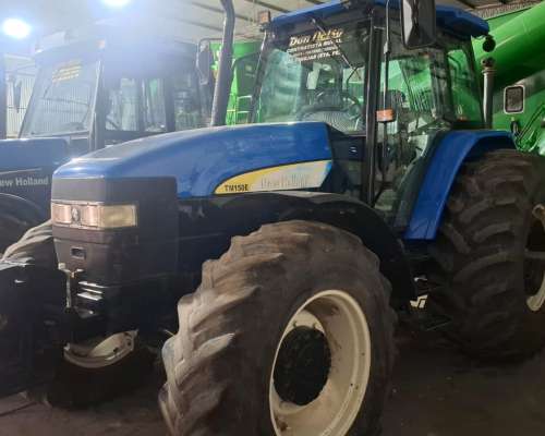 Tractor New Holland TM150