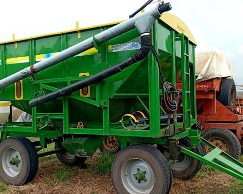 Tolva Semilla y Fertilizante Impagro de 10 TN