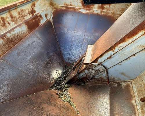 Tolva Manicera Bombassei - 6/7 TT - EXC Estado