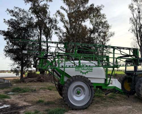 Futur 4200 28 Metros