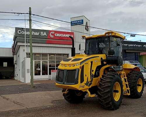 Tractor Pauny Articulado Bravo 580