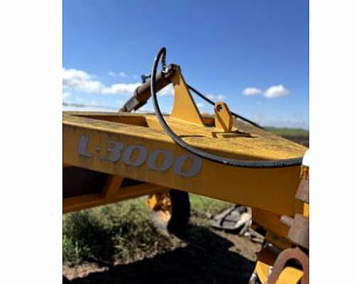 Lamina Niveladora de Arrastre LG 3 Mts. Usada