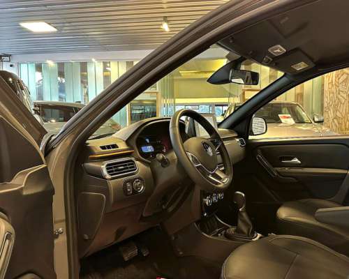 Oroch Iconic 1.3 TCE 163cv 2wd CVT 0km My2025, Gris Topo