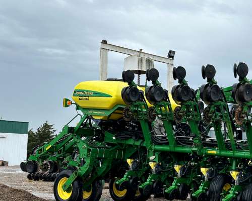 Sembradora John Deere 1790