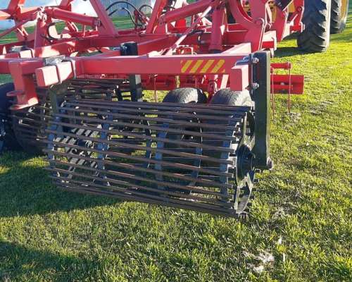 Culminador de Labranza 7 Mts. Marca Acepla. muy Buen Estado