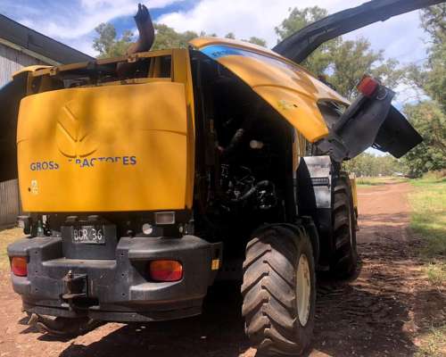 Picadora de Forrajes New Holland FR9050