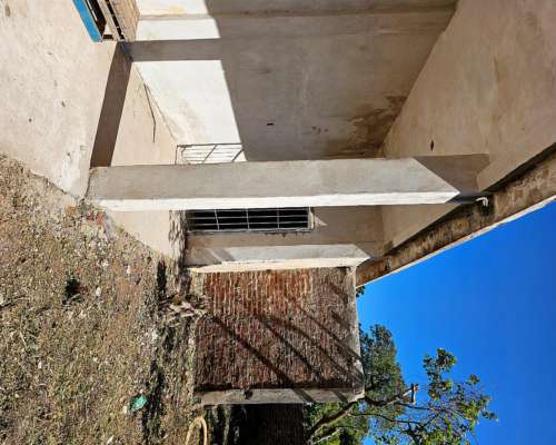 Casa con Salón al Lado Ferichaco