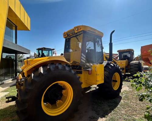 Tractor Pauny EVO 540 Centro Cerrado