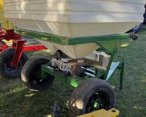Fertilizadora Pozzi 1500 Ltrs