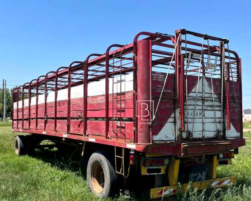 Acoplado Jaula FH Vaquero.