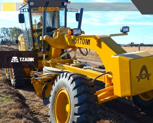 🚜 Motoniveladora Michigan Modelo Hd170m en Tzadik: Potencia