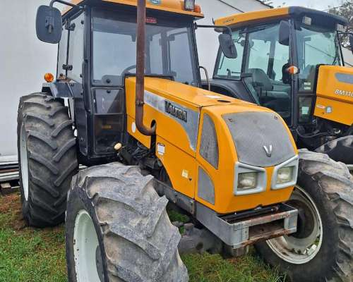 Tractor Valtra a 990 con Cabina y Climatic