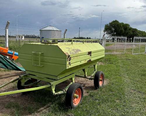 Petrolero de 3000 Lts