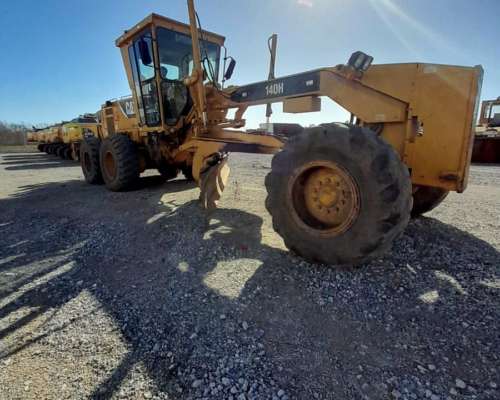 Motoniveladora Caterpillar 140h .