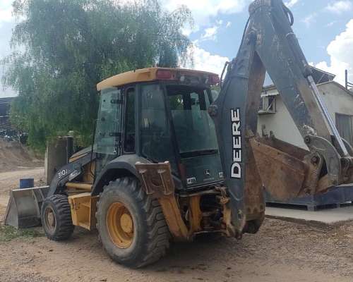 Retroexcavadora John Deere 310j. Año: 2009.