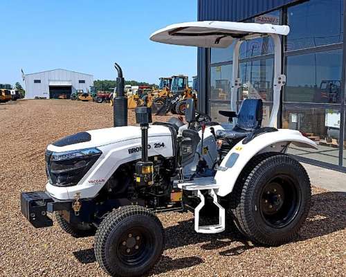 Tractor Bronco 25 HP Ruedas Parqueras