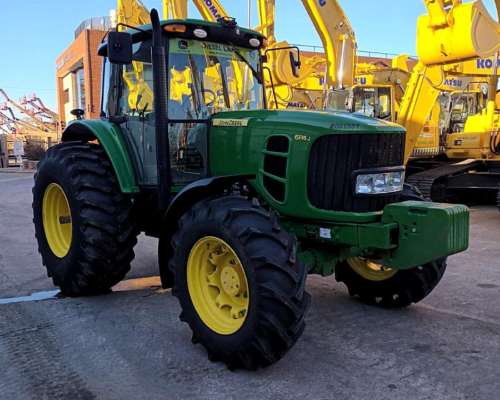 Tractor John Deere 6135j