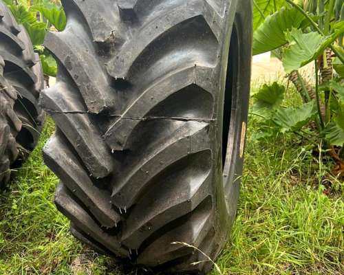 Cub 18.4.26 Recauchutadas Diseño FWD