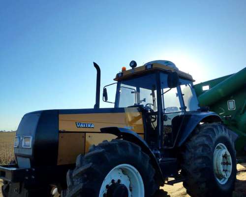 Valtra. Bh140. año 2008 DT Doble Comando Hidráulico.