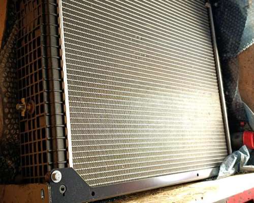 Radiador Valtra BT 210