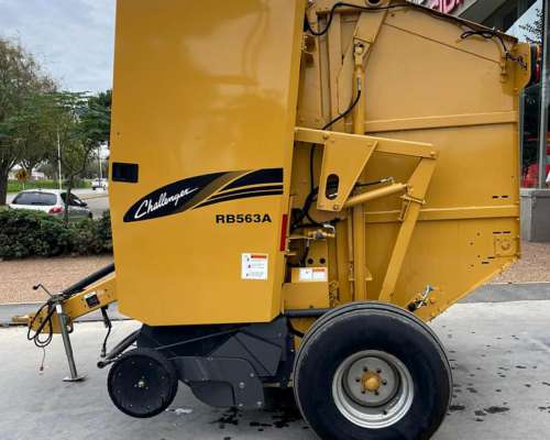 Hesston Challenger RB 563 a