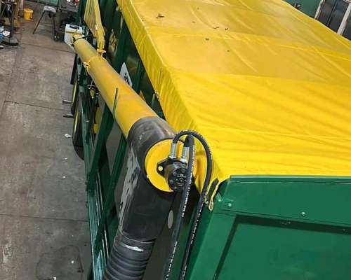 Typ Tolva Semillera 24-26 TN con Divisores y Chimango