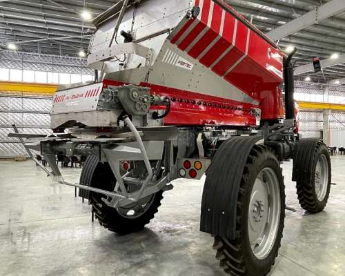 Fertilizadora Autopropulsada Fertec A824